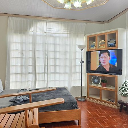 35 Amistad Guesthouse Baguio City Exterior photo